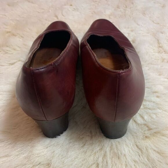 Coach Vintage Burgundy Leather Block Heels size 8 - Picture 7 of 8